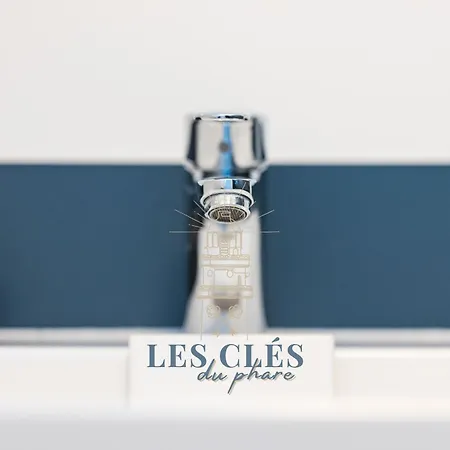 Les Ondines: Proche Mer